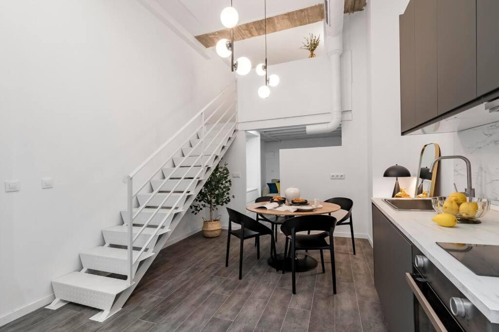 Beautiful And Cosy Flat La Latina-Rastro-Der Madri Exterior foto